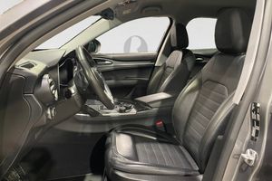 Alfa Romeo Stelvio bild 3
