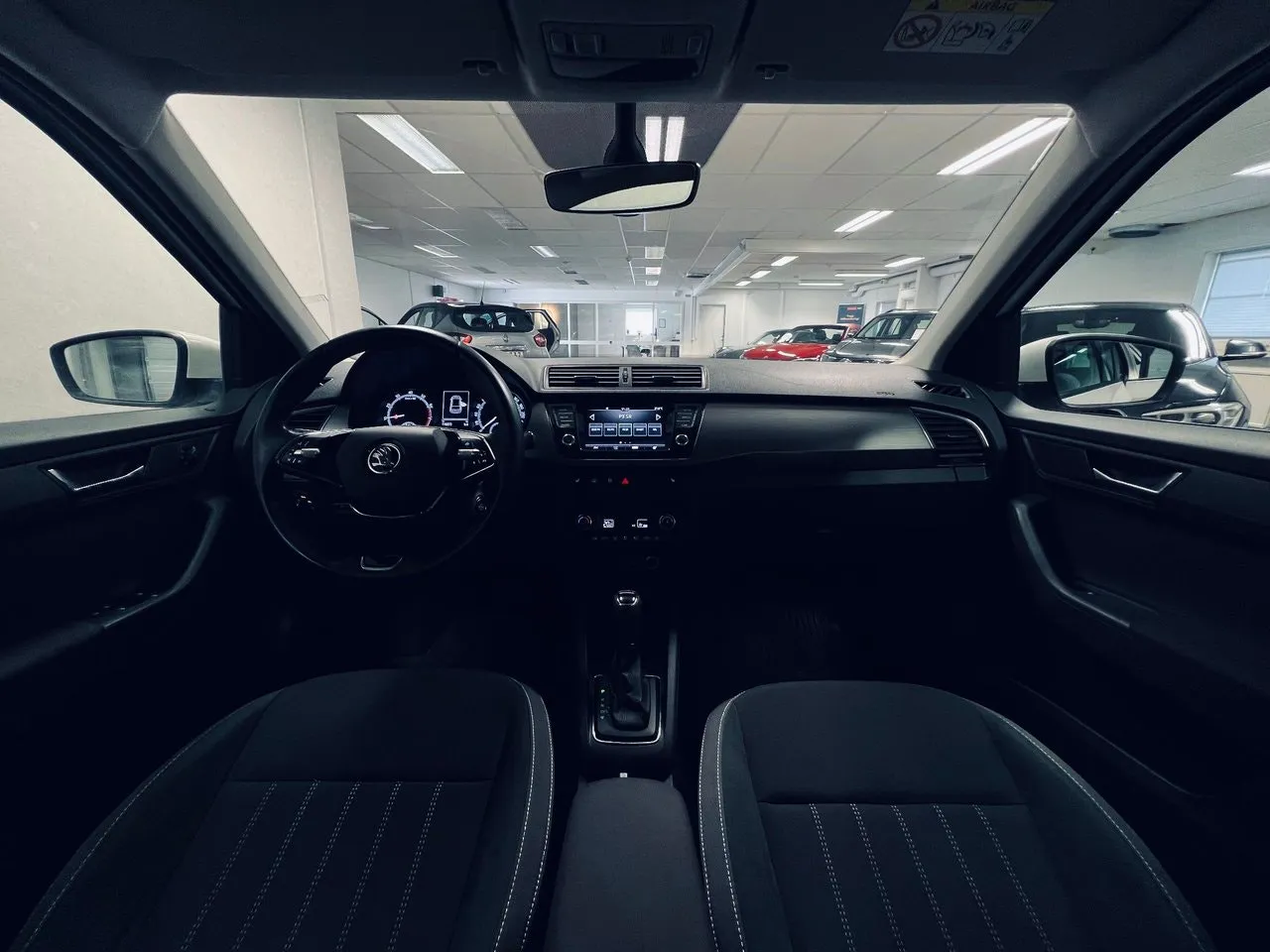 Vehicle image 8