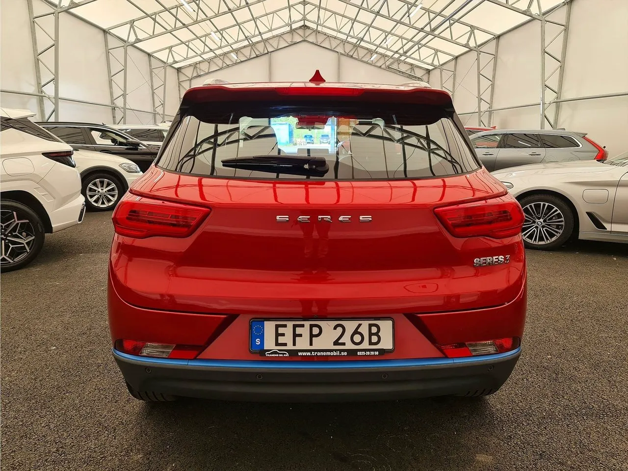 Vehicle image 5