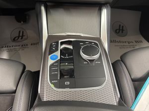 BMW i4 bild 17