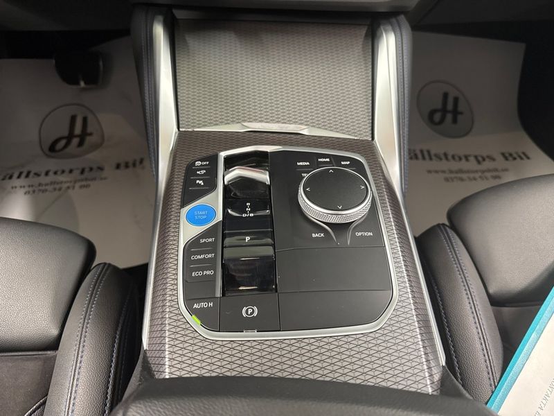 BMW i4 bild 17