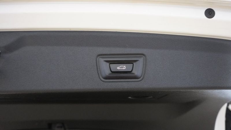 BMW i4 bild 10