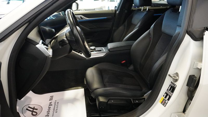 BMW i4 bild 12