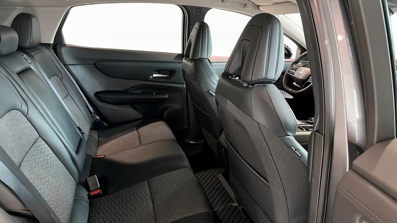 Nissan Ariya bild 5