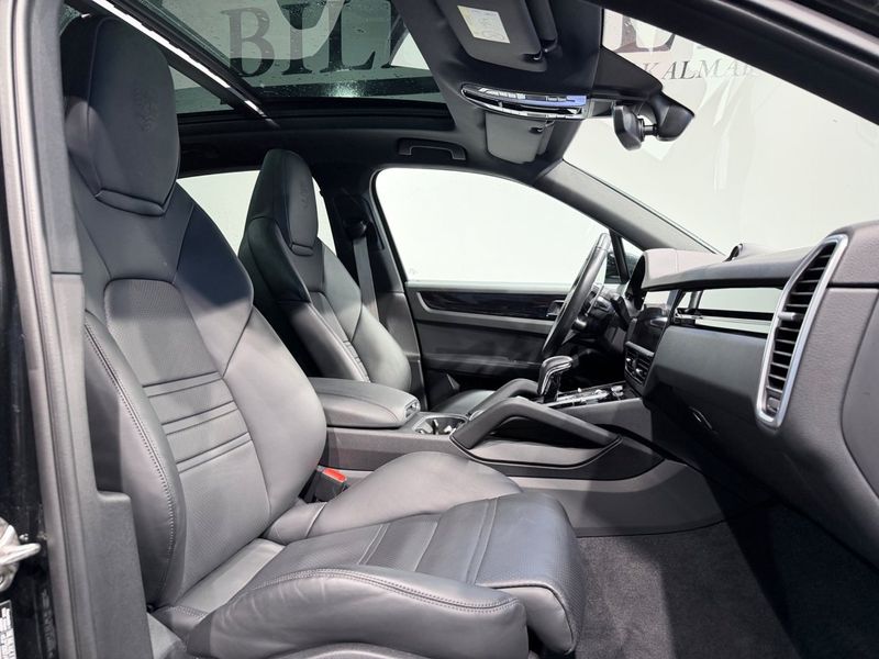 Porsche Cayenne bild 9