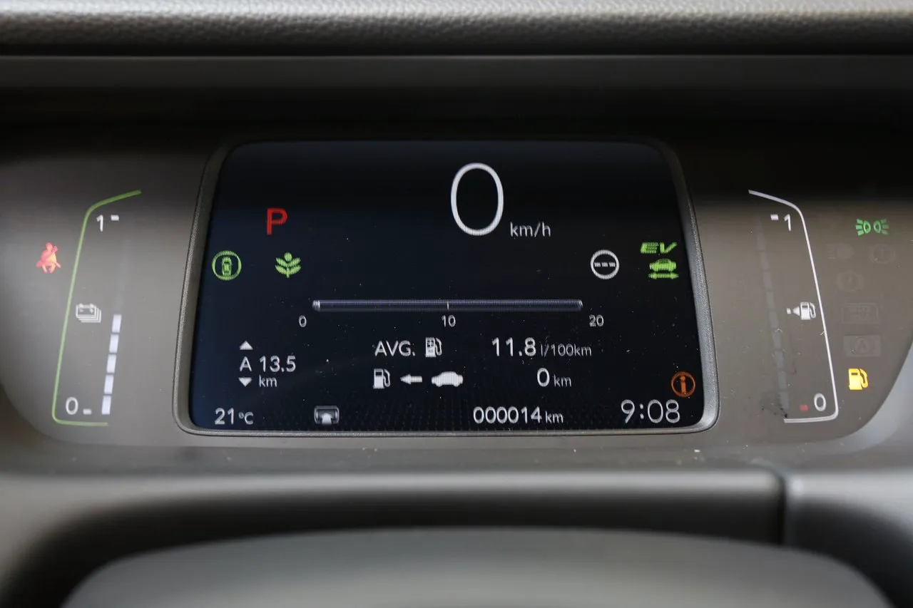 Vehicle image 14