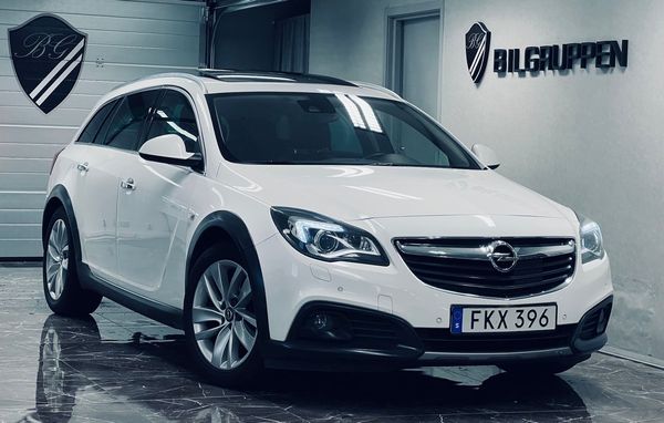 Opel Insignia Country 2.0 CDTI 4x4|Kamera|D-värmare|Panorama - 2017