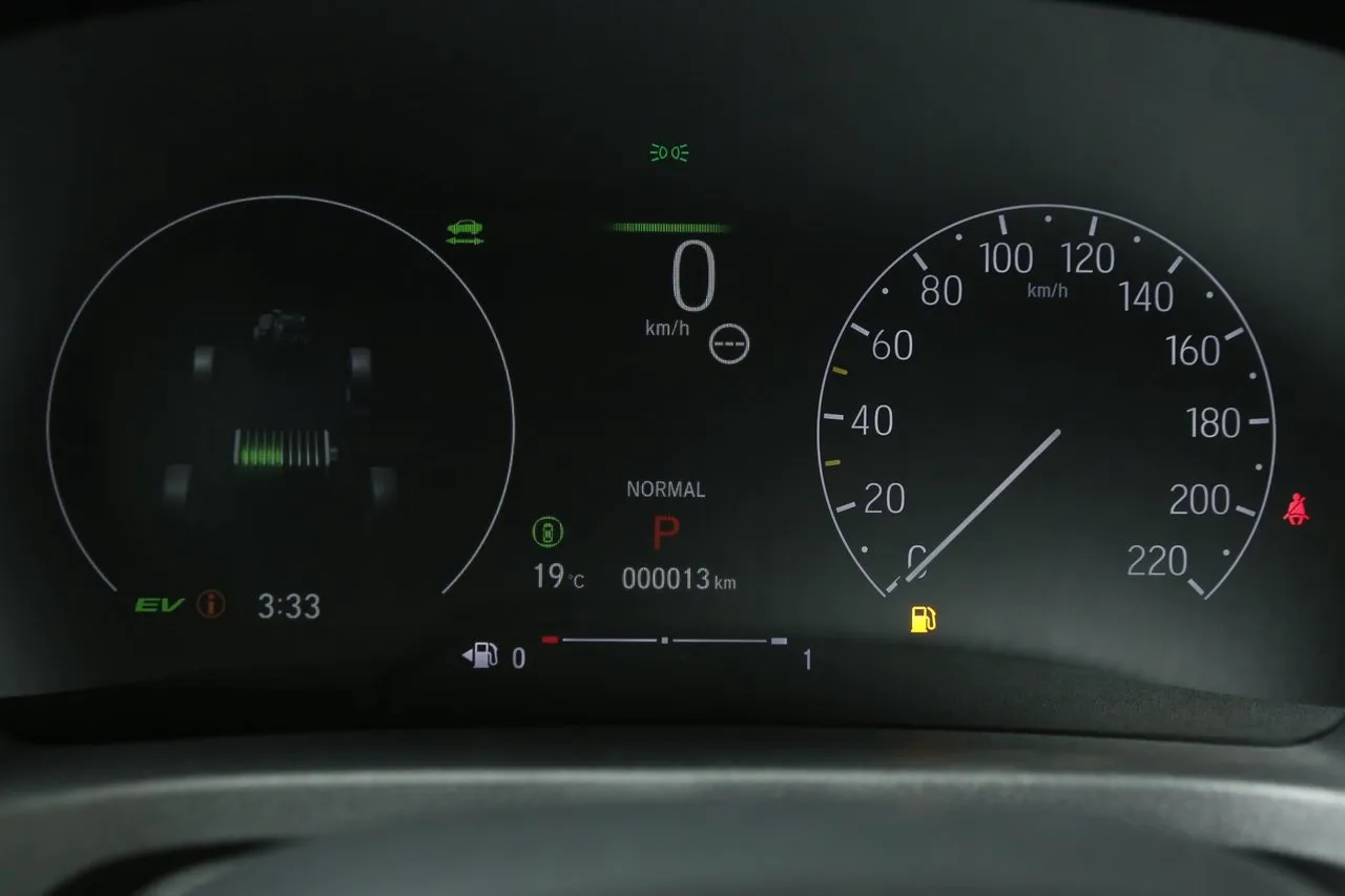 Vehicle image 23