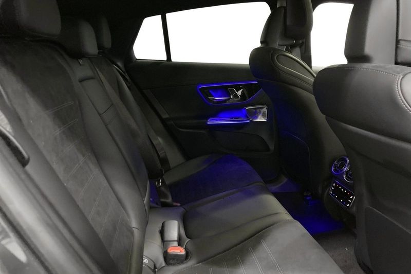Mercedes GLC300 bild 13