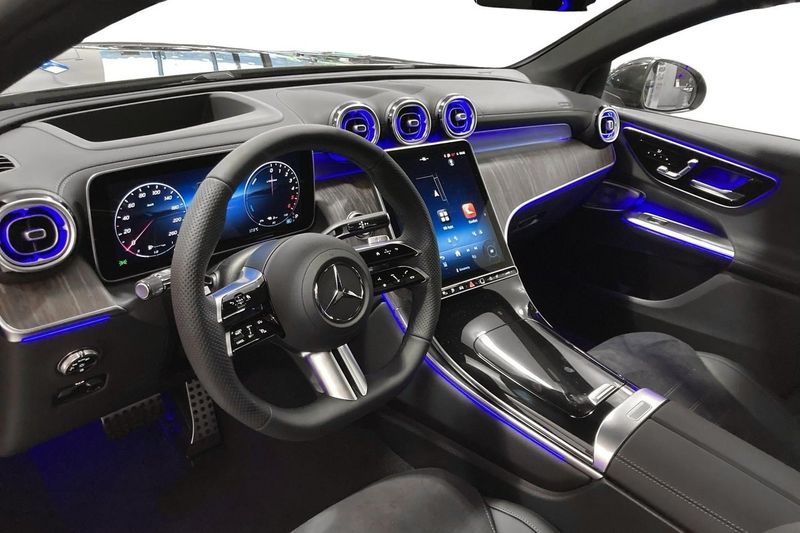 Mercedes GLC300 bild 6