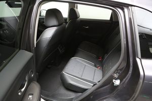 Honda ZR-V bild 8