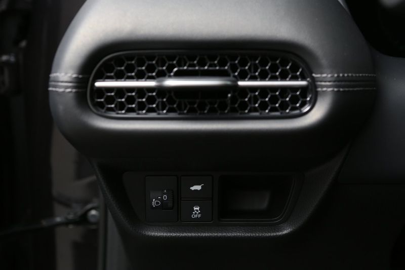 Honda ZR-V bild 21