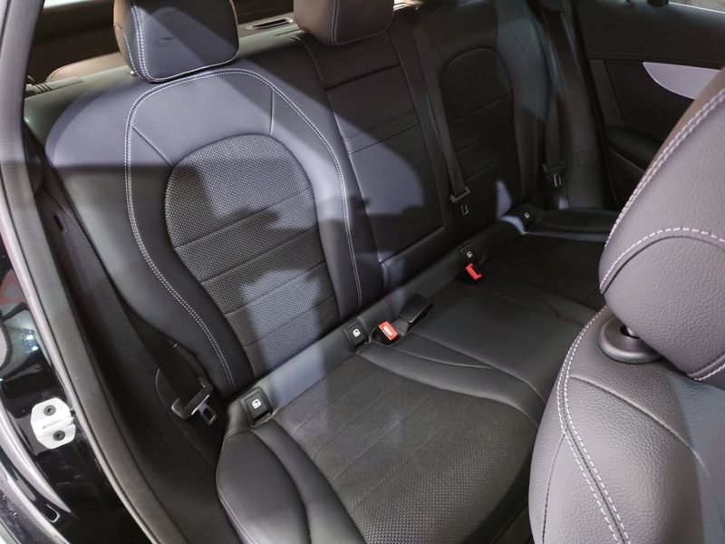 Mercedes GLC220 bild 10