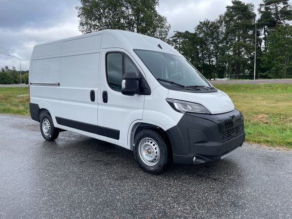 Peugeot Boxer BlueHDi 140hk Automat L2H2 - 2026