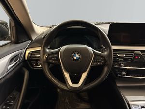 BMW 520 bild 10