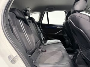 BMW X1 bild 11