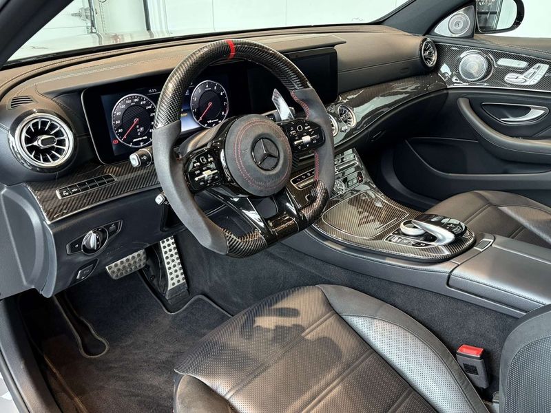 Mercedes E63 AMG bild 12