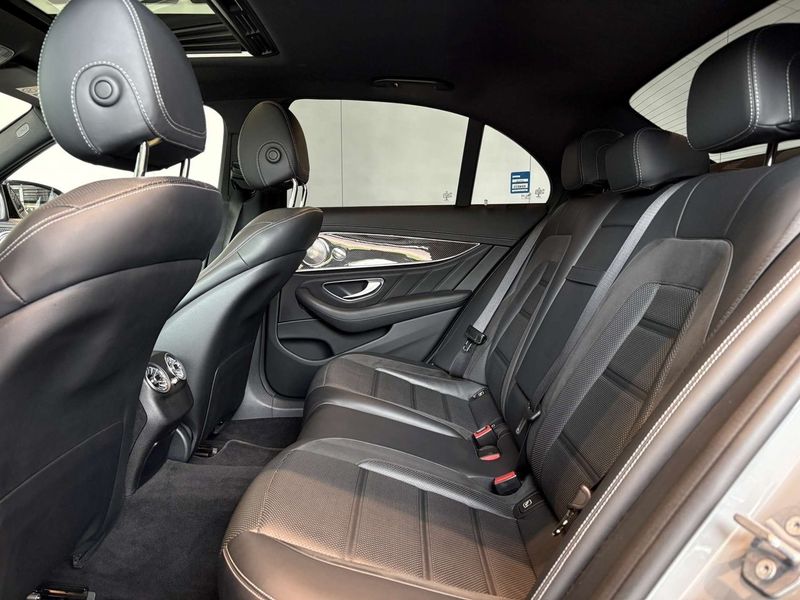 Mercedes E63 AMG bild 18
