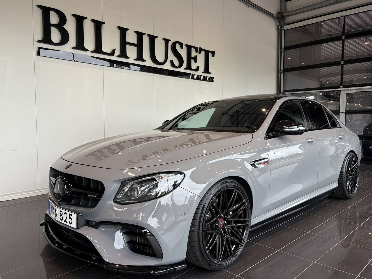 Mercedes E63 AMG