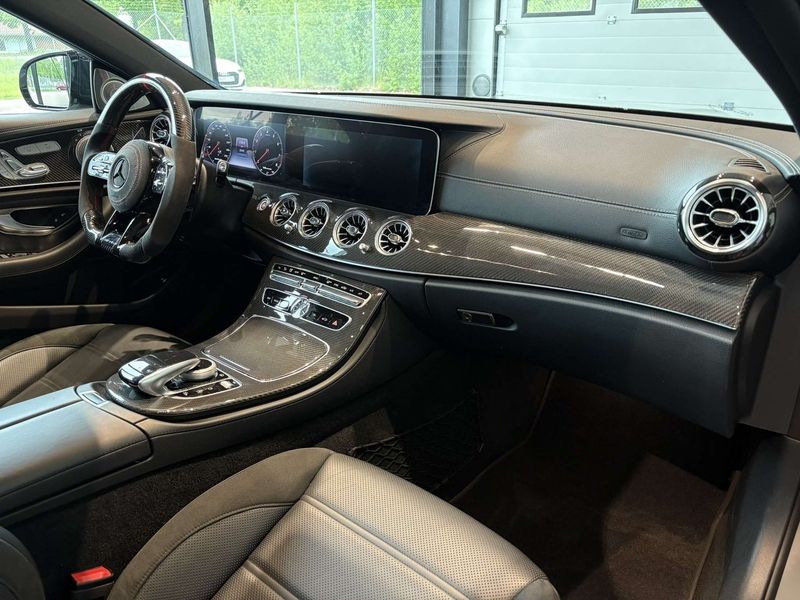 Mercedes E63 AMG bild 14
