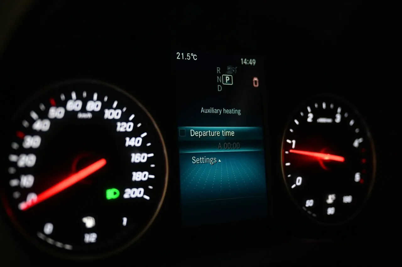 Vehicle image 22