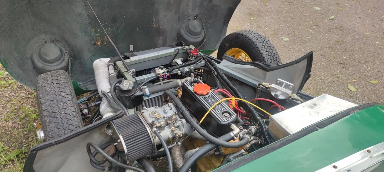 Vehicle image 7