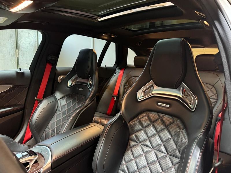 Mercedes C63 AMG bild 6