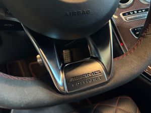 Mercedes C63 AMG bild 8