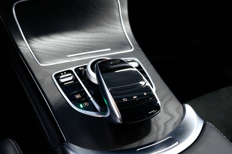 Mercedes GLC220 bild 19