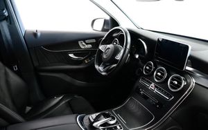 Mercedes GLC220 bild 7
