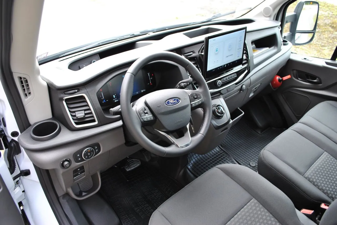 Vehicle image 22