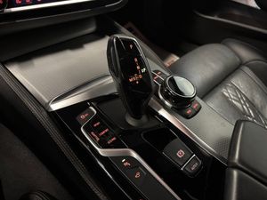 BMW M550 bild 15