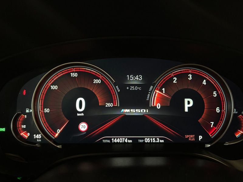 BMW M550 bild 12