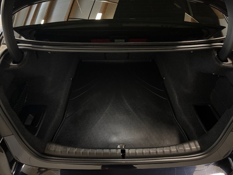 BMW M550 bild 32