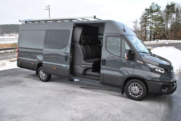 Iveco Daily MultiCab 7-Sits 180HK Hi-Matic - 2026