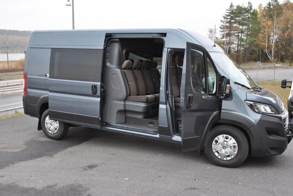 Peugeot Boxer MultiCab Ny 2.2L 165 HK BlueHDi - 2025