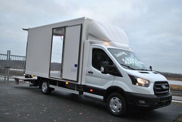 Ford Transit 165HK A8 Volymskåp Bakgavellyft - 2026
