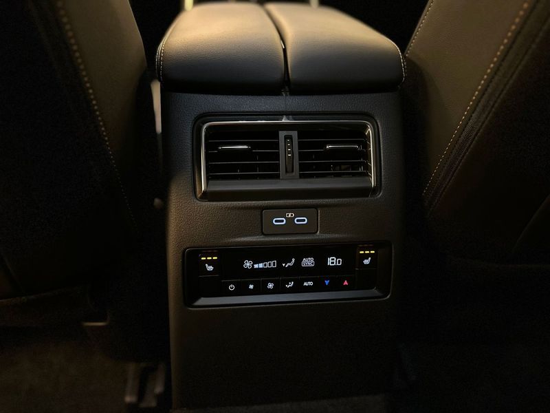 Mazda CX-80 bild 27