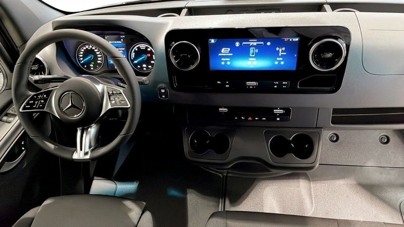 Mercedes e-Sprinter bild 8