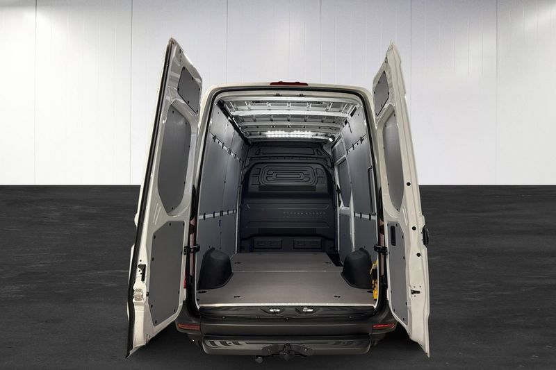 Mercedes e-Sprinter bild 9