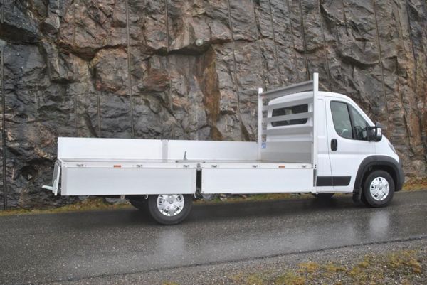 Peugeot Boxer Flak 4,3m 165HK - 2025