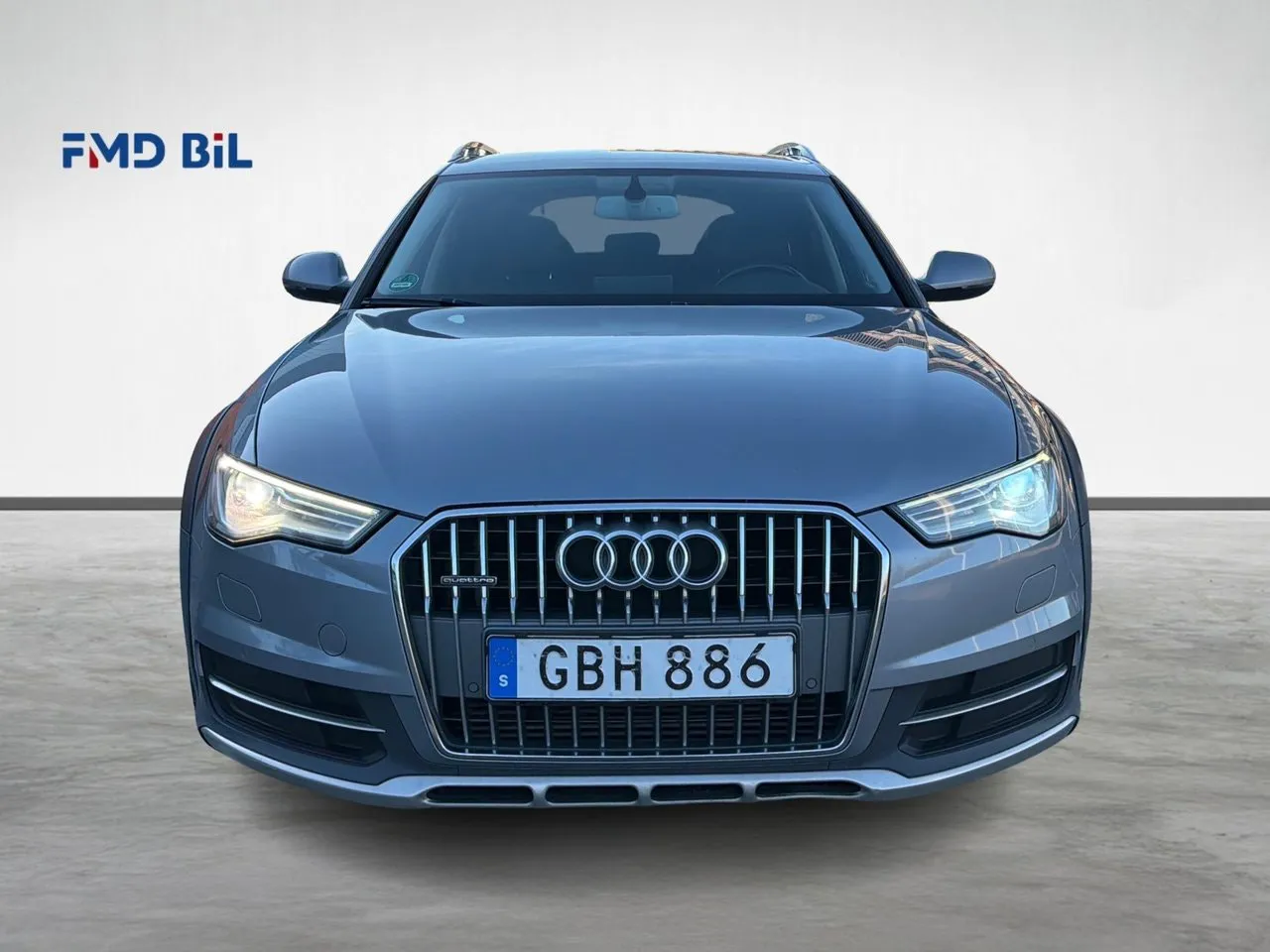 Vehicle image 6