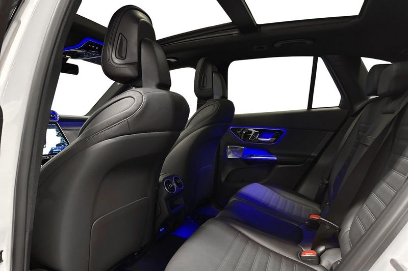Mercedes GLC300 bild 14