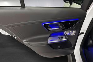 Mercedes GLC300 bild 15