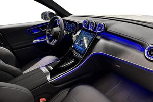 Mercedes GLC300 bild 10