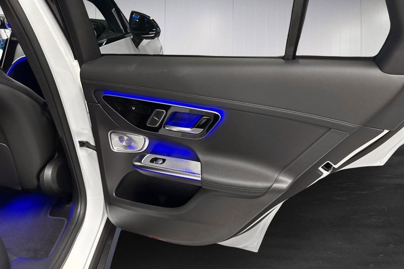 Mercedes GLC300 bild 18