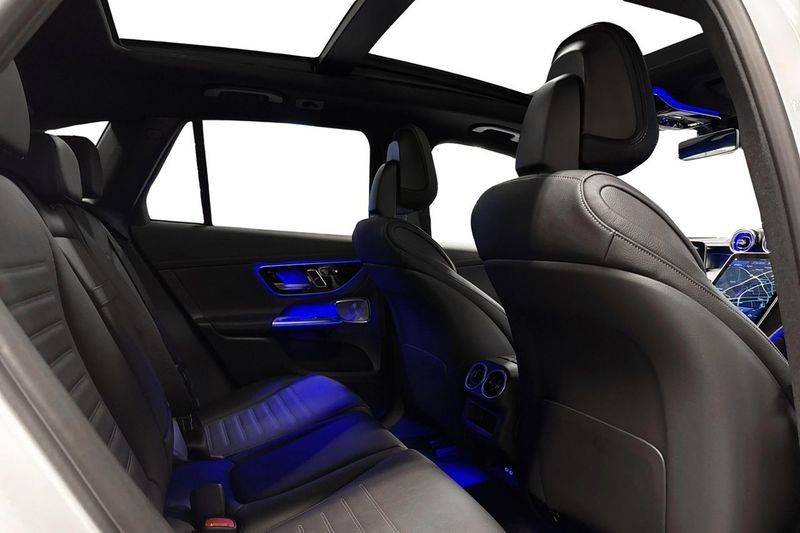 Mercedes GLC300 bild 16