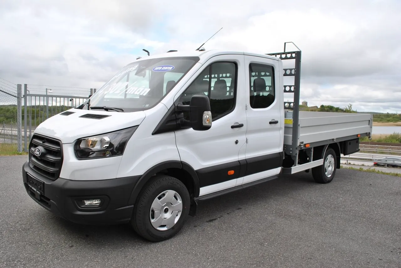 Vehicle image 27