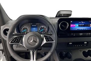 Mercedes e-Sprinter bild 8
