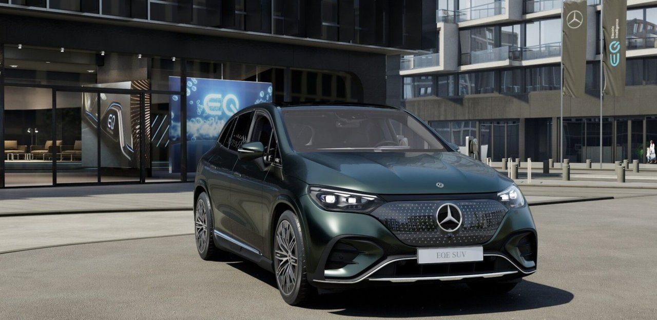 Mercedes EQE350 SUV